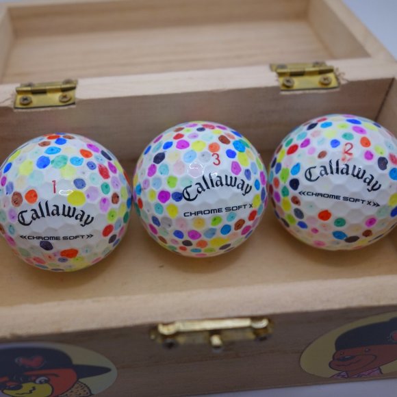 Set of Three(3) Pre-Loved Hand Design Callaway Chromesoft Golf Balls with Box - Picture 1 of 16